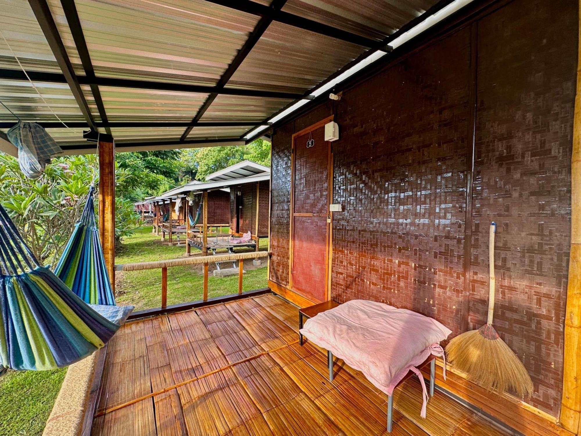 Twin Hut Hotel ปาย ภายนอก รูปภาพ